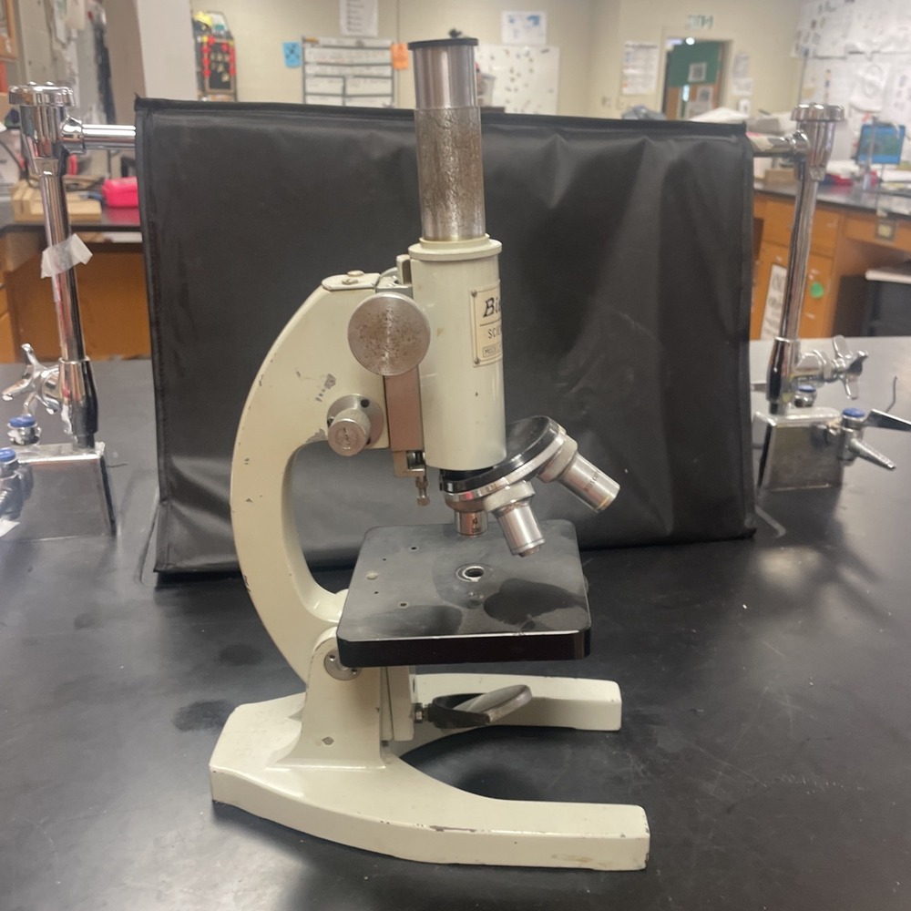 AS-IS Vintage BIOSCOPE SCIENCE CO. MODEL H.S.-A MICROSOCPE - Picture 2 of 10